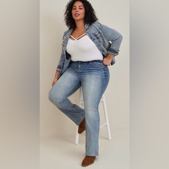 torrid Denim - Torrid Perfect Slim Boot Classic‎ Denim Mid-Rise Jean (16S)